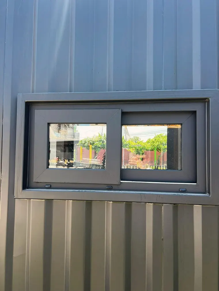 Ventana corredera de PVC grafito de dos hojas
